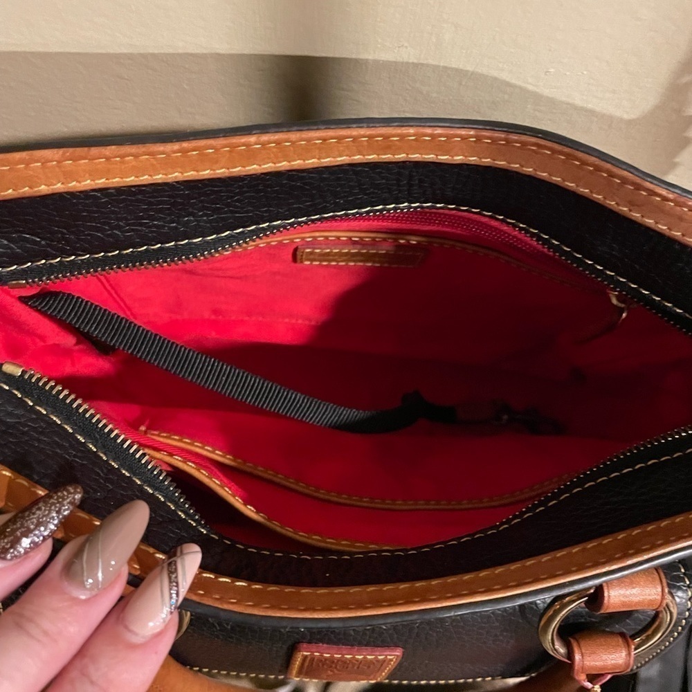 Dooney & Bourke Pebble Grain Medium Pocket Satchel Black and Tan - Picture 11 of 16